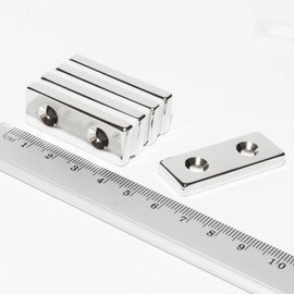 MPŁ 40x15x5 z otworami (7/3,5 mm) "S" / N38 - magnes neodymowy