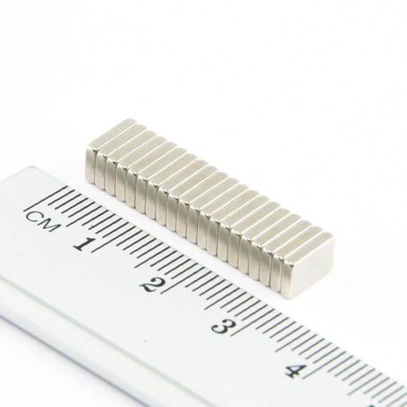 MPŁ 7,5x5x1,5 / N38 - magnes neodymowy płytkowy