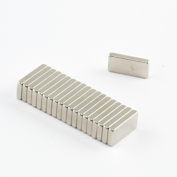 MPŁ 10x5x1,5 / N38 - magnes neodymowy płytkowy