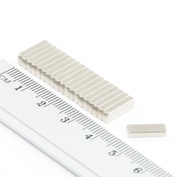MPŁ 12x4x2 / N38 - magnes neodymowy płytkowy