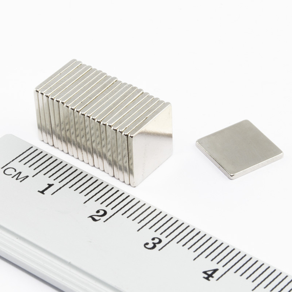 MPŁ 10x10x1 / N38 - magnes neodymowy płytkowy